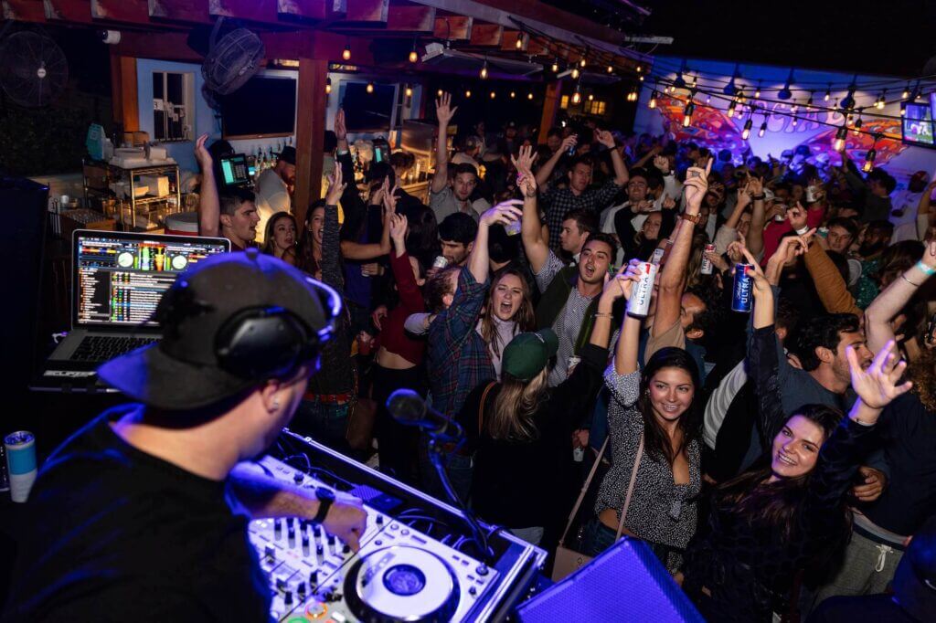 experience uptown social 1024x682 1