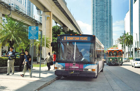 4-metro-bus